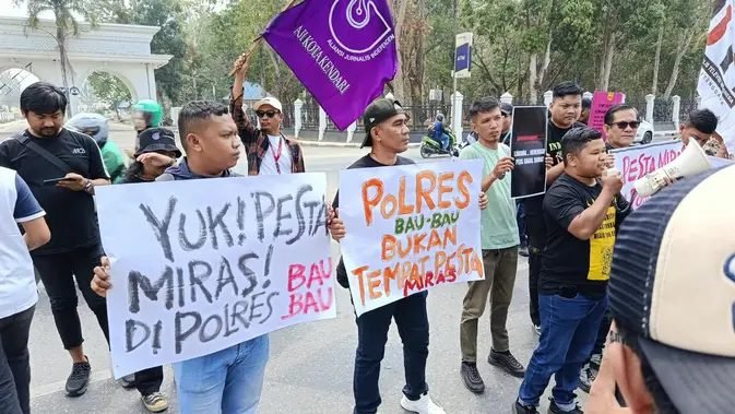 Jurnalis Baubau Diduga Dipukul Polisi Usai Rekam Botol Miras di Kantor Satresnarkoba